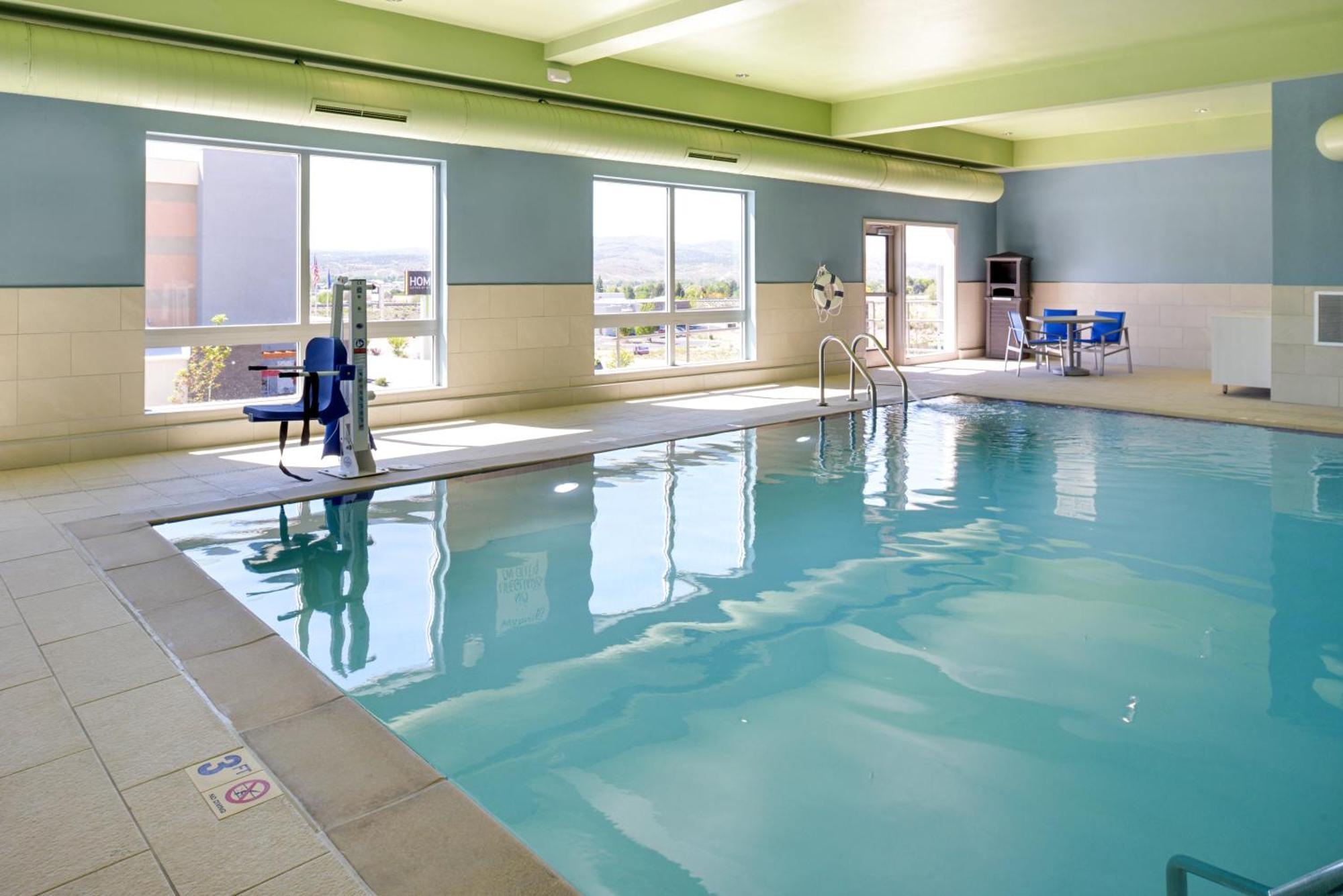 Holiday Inn Express & Suites - Elko By Ihg Exterior foto